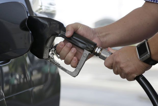 СТРУЧЊАЦИ ОБЈАСНИЛИ: Да ли ће гориво у БиХ достићи цијену од 4 КМ?