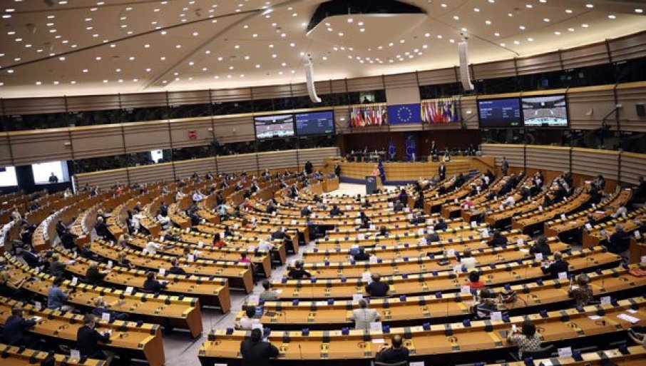 SRAMNE PRIJETNJE EVROPSKIH PARLAMENTARACA: Pozvaju EU da uvede sankcije Dodiku