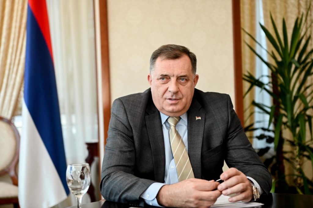 ДОДИК ПОДРЖАО МАРИН ЛЕ ПЕН: „Искрене жеље за успјех у предсједничкој трци у Француској“