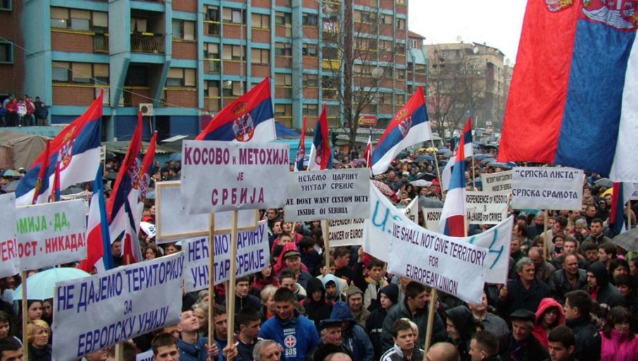 ПОЗИВ ПРИШТИНИ: Омогућити Србима референдум