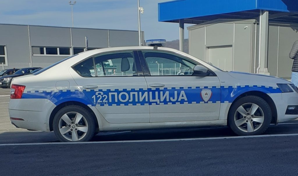 PILI PA VOZILI: Policija u Zvroniku sankcionisala preko 40 vozača