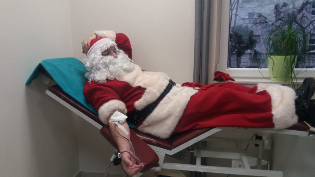 OSMU GODINU ZAREDOM: Djed Mraz iz Trebinja davalac krvi
