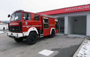 DONACIJA IZ SRBIJE: Opštini Ribnik vatrogasno vozilo