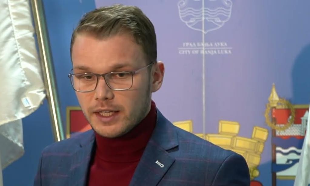 ДРАШКО СТАНИВУКОВИЋ ПОСЛАО ЕМОТИВНУ ПОРУКУ: Добио сам најважнијег посматрача са небеса