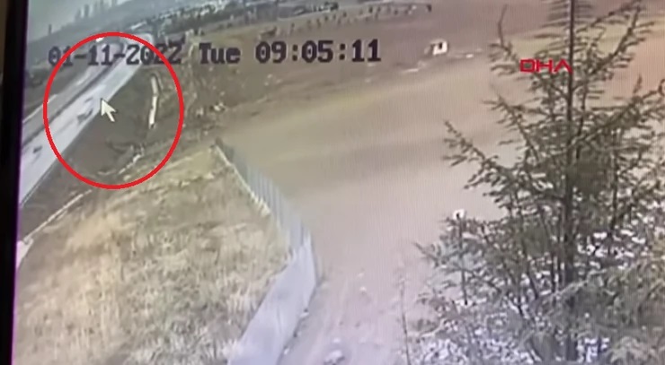 UZNEMIRUJUĆI VIDEO: Objavljen snimak nesreće u kojoj je poginuo fudbaler Galatasaraja