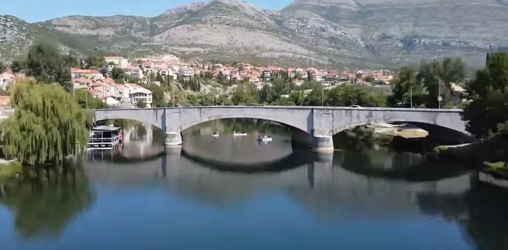 NIJANSE PRESUDILE: Aleksandar Aleksić pobjednik skokova sa Kamenog mosta
