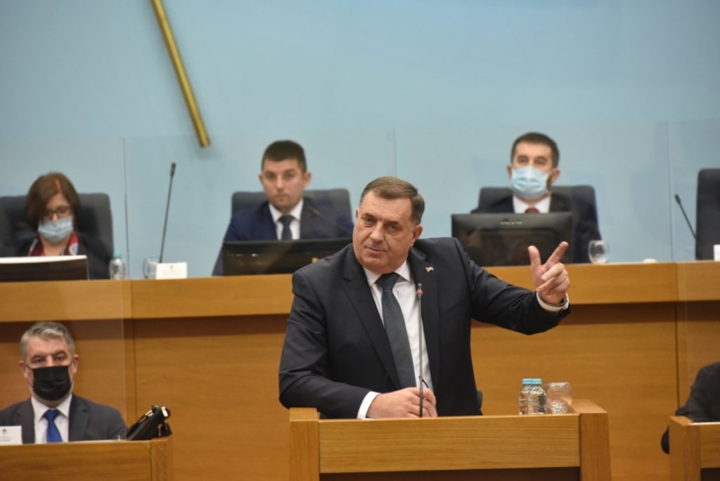 ŠTITIM INTERESE SRPSKE: Dodik se obratio poslanicima u parlamentu