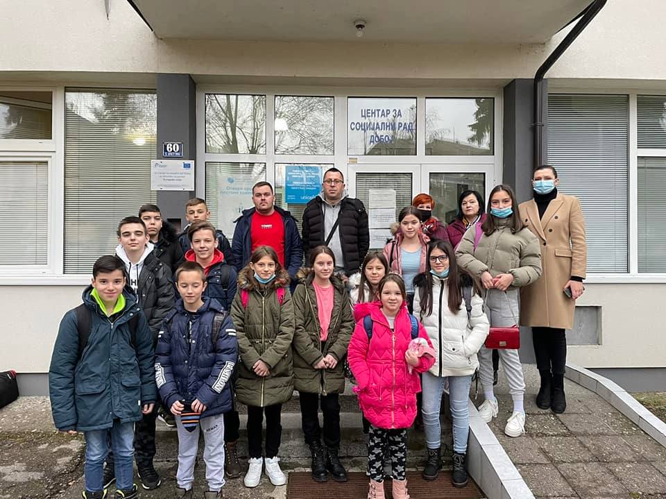 ЛИЈЕПЕ ВИЈЕСТИ У ДОБОЈУ: Организована ескурзија за дјецу из социјално угрожених породица
