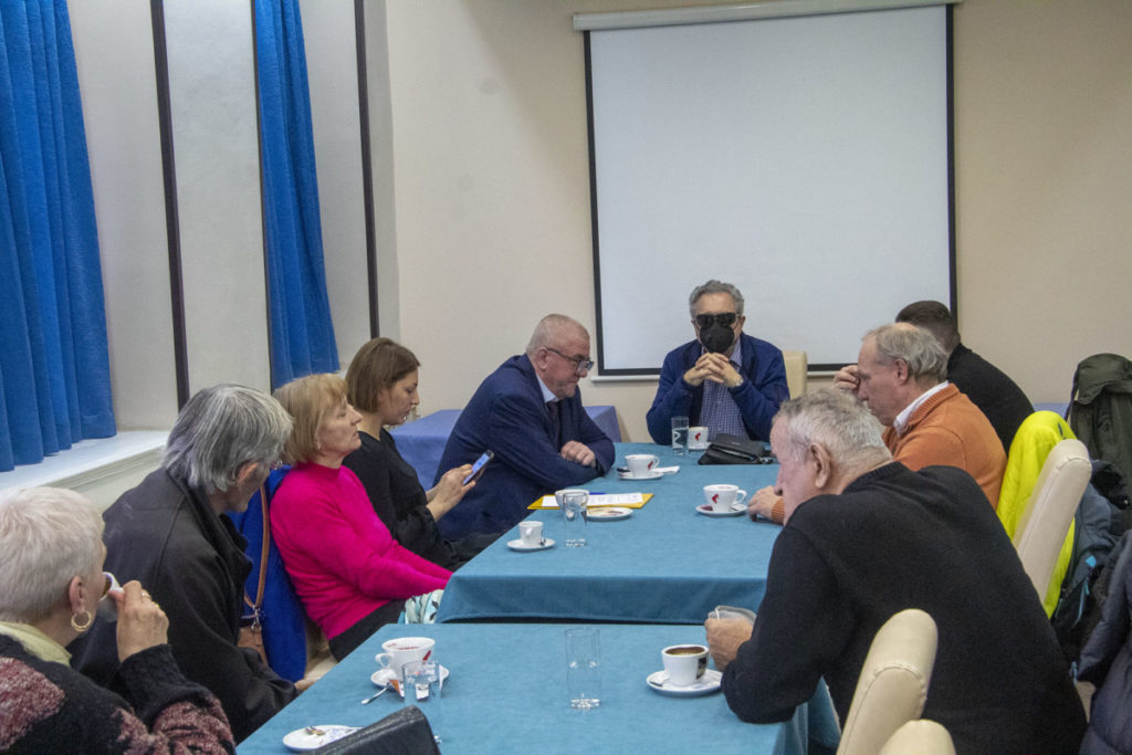 LOKALNE ZAJEDNICE NEMAJU DOVOLJNO SLUHA: Sastanak Udruženja slijepih iz istočne Hercegovine sa krovnim savezom