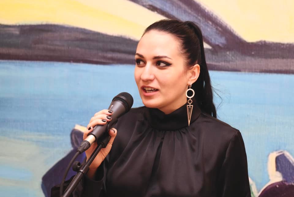 У БАНСКОМ ДВОРУ ОТВОРЕНА ИЗЛОЖБА РУСКЕ СЛИКАРКЕ: „Унутрашњи пејзажи“ су круна њених путовања