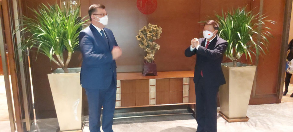 PODRŠKA PRINCIPU „JEDNE KINE“: Zoran Tegeltija na razgovorima u Pekingu