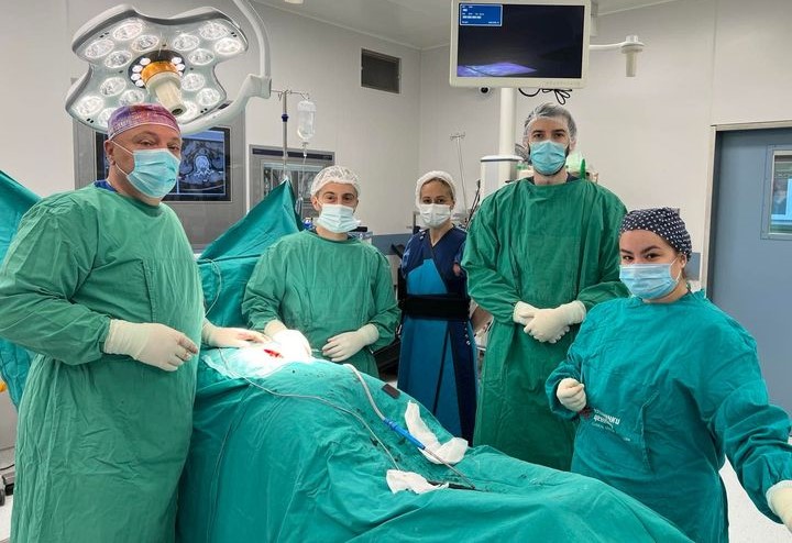 LJEKARI PRVI PUT KORISTILI OVU METODU: Ortopedi UKC Srpske uradili komplikovanu operaciju