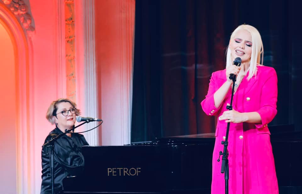 ОДРЖАН КОНЦЕРТ ВАЊА, САЊА И ГОСТИ: Оставили срце бањалучкој публици (ВИДЕО)