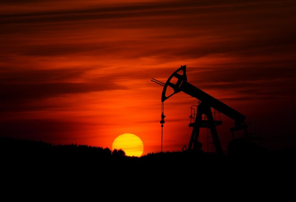 ZBOG KAMATNIH STOPA U SAD-U: Cijene nafte u porastu
