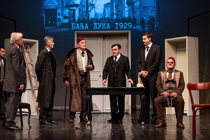 НАРОДНО ПОЗОРИШТЕ ПРИПРЕМИЛО БОГАТ РЕПЕРТОАР: У марту нам стижу „Златно доба“ и „Дервиш и смрт“