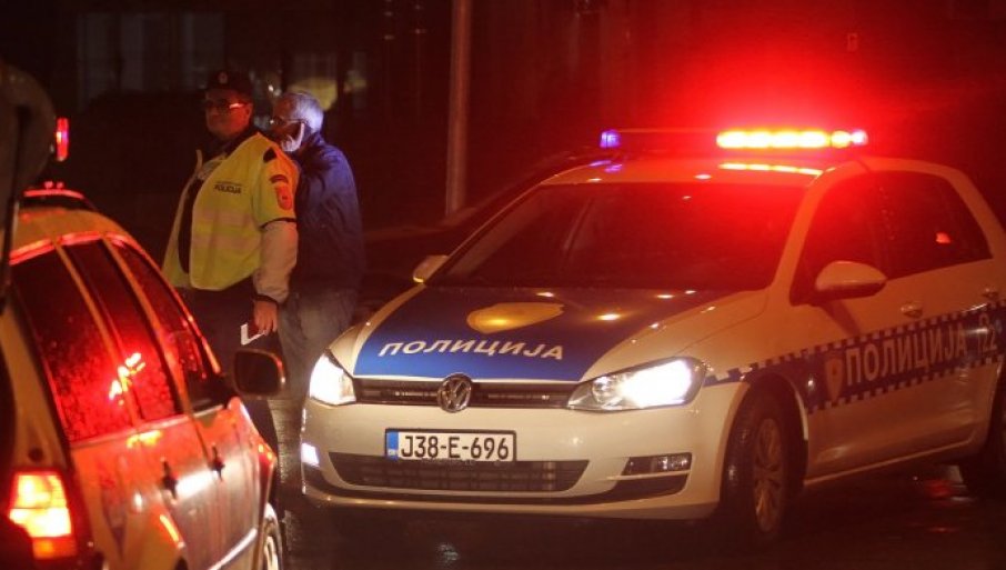 DUGOVAO 5.590 KM KAZNI: Policija oduzela automobil od Prnjavorčanina