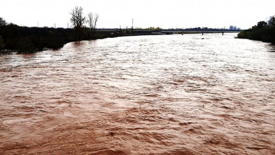 УПОЗОРЕЊЕ ИЗ „ВОДА СРПСКЕ“: Могуће бујичне поплаве у више мјеста у Српској