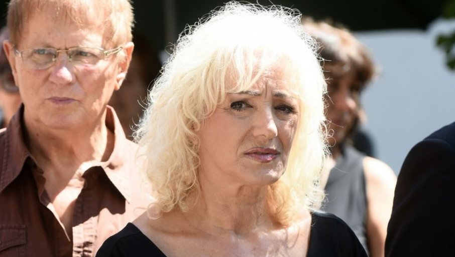 ВЕРА МАТОВИЋ УПЛАКАНА: Какво богатство?! Ја уопште немам богатство