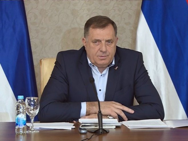 RADNICI DIJELE SUDBINU CIJELOG DRUŠTVA: Dodik najavio riješavanje problema za zaposlene u „Šumama Srpske“