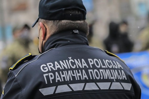 PET MJESECI U ZATVORU: Granični policajac iza rešetaka zbog primanja mita od 20 evra