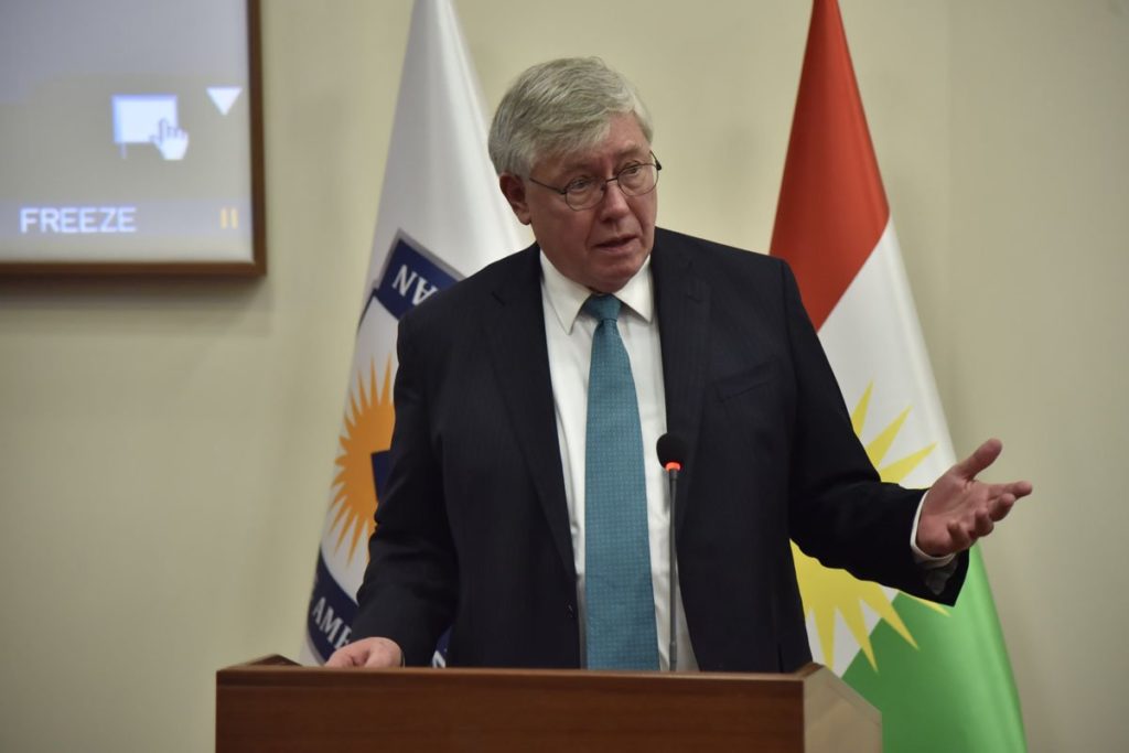 PREMINUO BIVŠI AMERIČKI AMBASADOR U BiH: Odlazak Džona Menzisa