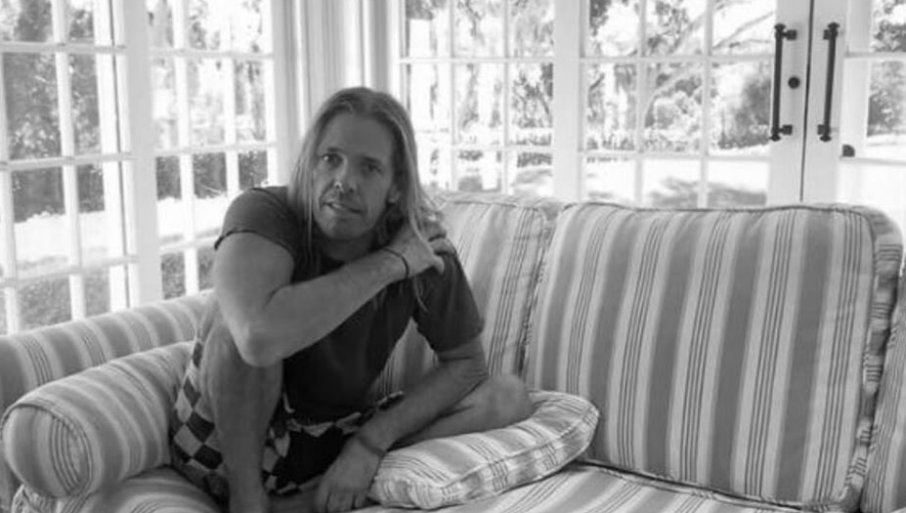 IZNENADA PREMINUO TEJLOR HOKINS: Umro Bubnjar legendarne rok grupe Foo Fighters