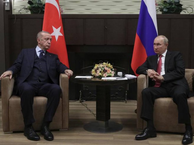 САРАДЊА СЕ НЕ ПРЕКИДА: Путин и Ердоган разговарали о прехрамбеним и енергетским пројектима