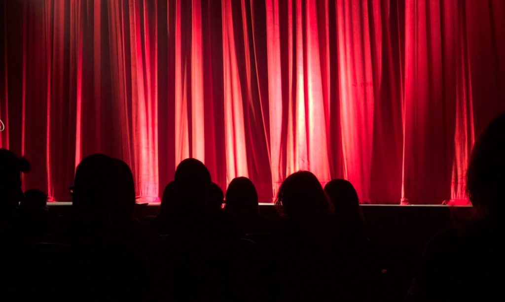 PREMIJERA: Predstava „Pomahnitali“ u Jazavcu