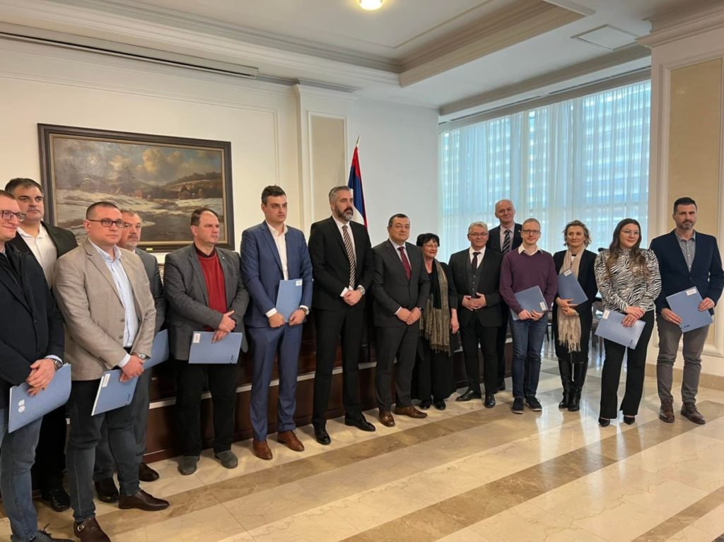 BRATSKE VEZE FILOZOFSKIH FAKULTETA: Važni istoriografski projekti Srpske i Srbije