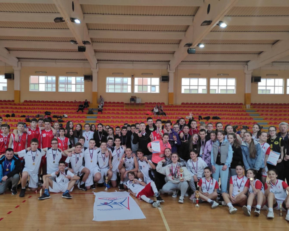 MRKONJIĆ GRAD: Održano regionalno takmičenje osnovaca u košarci