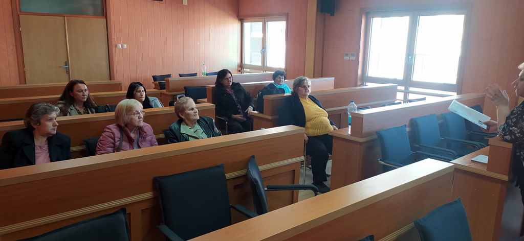 TUŽBA PROTIV DIREKTORA MEMORIJALNOG CENTRA U POTOČARIMA: Žene iz Bratunaca i Srebrenice ustale protiv Suljagića