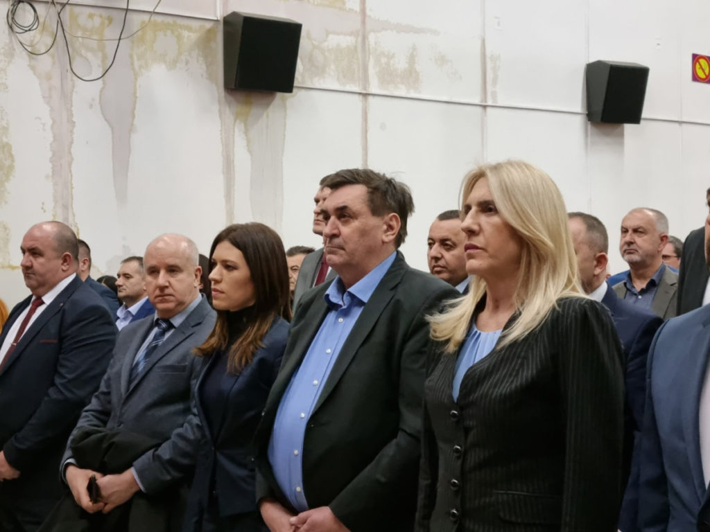 SEDAMDESET GODINA OD OSNIVANJA BOLNICE: Željka Cvijanović pristusvovala svečanoj Akademiji u Doboju