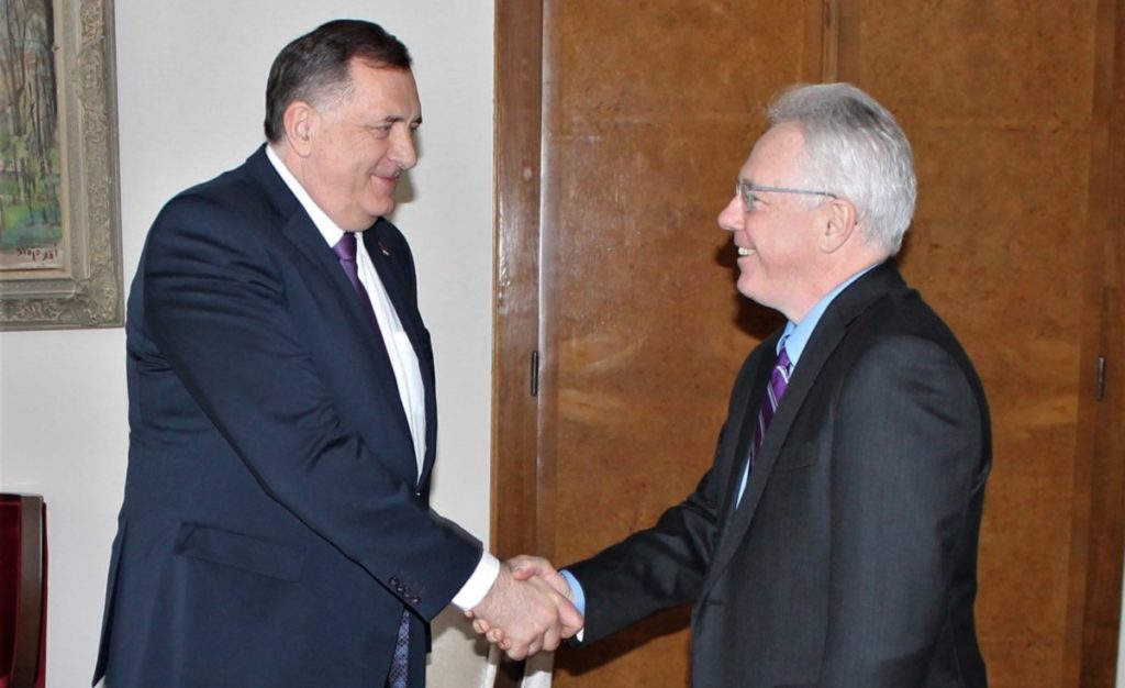 POŠTOVANJE IZVORNOG DEJTONA: Milorad Dodik na sastanku sa ambasadorom SAD