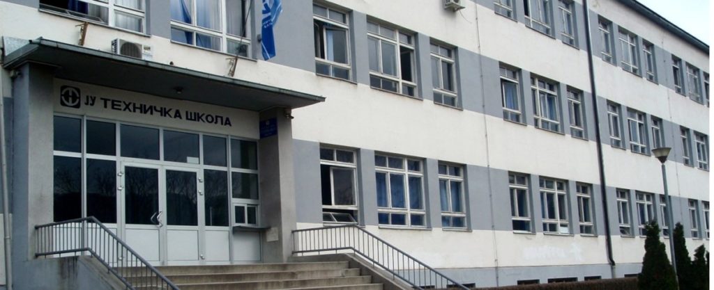OPREMANJE KABINETA I NOVE MAŠINE: Tehnička škola u Banjaluci dobila 1,2 miliona KM donacije