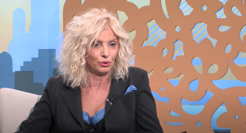 ИЗБЕЗУМЉЕНА САМ СЕ ВРАТИЛА ИЗ РУСИЈЕ Цакана уплашена због дешавања у Украјини: Ћерки сам рекла да одмах дође у Србију