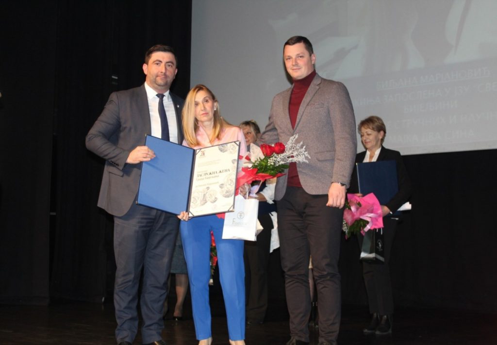NAGRADA „ZASLUŽNA ŽENA“: Grad Bijeljina dodijelio priznanja
