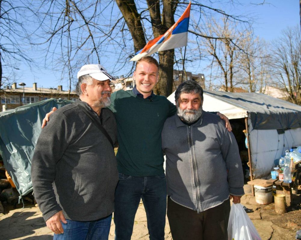 VLAST NIJE HTJELA DA IH ČUJE, ALI GRAD JESTE: Nakon šest godina, Stanivuković riješio probleme štrajkača u parku