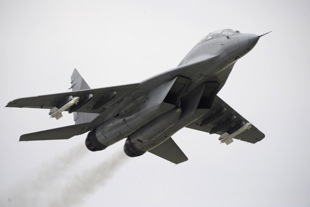 POGINUO PILOT: Srušio se vojni avion u Rusiji
