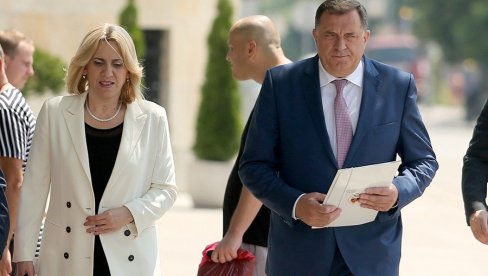 DODIK I CVIJANOVIĆ STIGLI U SKUPŠTINU: Razmatra se Deklaracija sa svesrpskog sabora