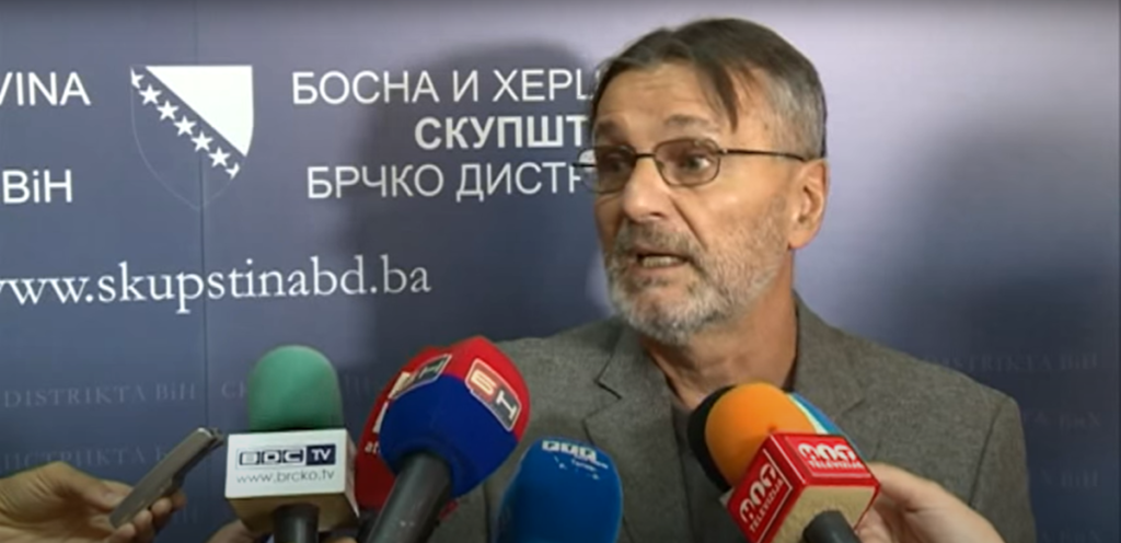 „OPASAN PRESEDAN KOJI PODRIVA TEMELJE DISTRIKTA“: Opštinski odbor SNSD-a u Brčkom odbacio tvrdnje Enesa Pašalića