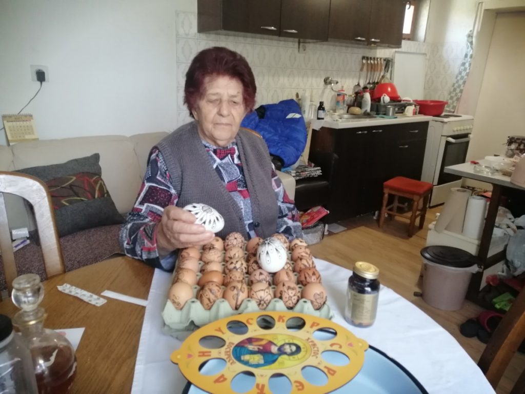 ОСАМ ДЕЦЕНИЈА ШАРА ЈАЈА: Рецепт баке Марице научило стотине домаћица