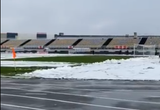 HOĆE LI BITI FUDBALA? Snijeg zadao probleme pred utakmicu Rudar-Borac (VIDEO)