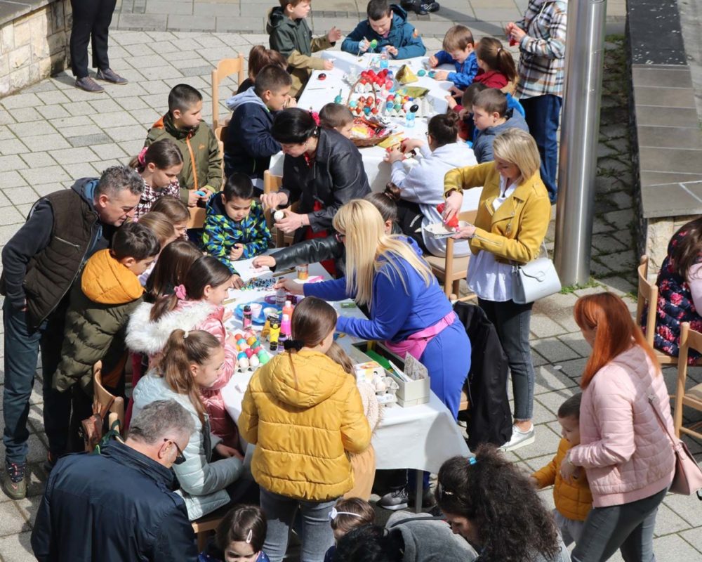 DRERVENĆANE OČEKUJE NIZ MANIFESTACIJA: Organozovan Vaskršnji bazar i radionicu ukrašavanja vaskršnjih jaja