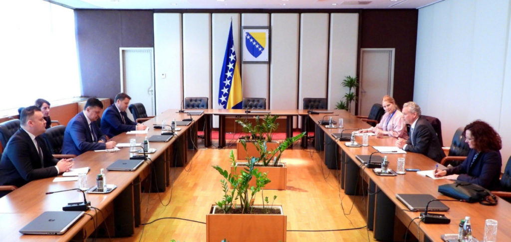 TEGELTIJA SA SATLEROM: BiH da što prije dobije kandidatski status