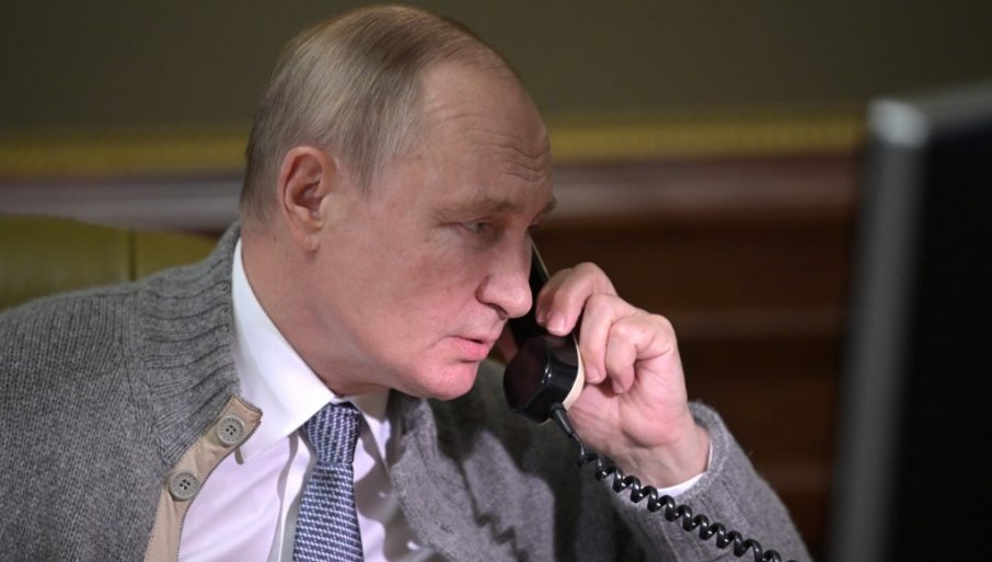 SILVIO BERLUSKONI O RATU U UKRAJINI: Zvao sam Putina, neće da mi se javi!