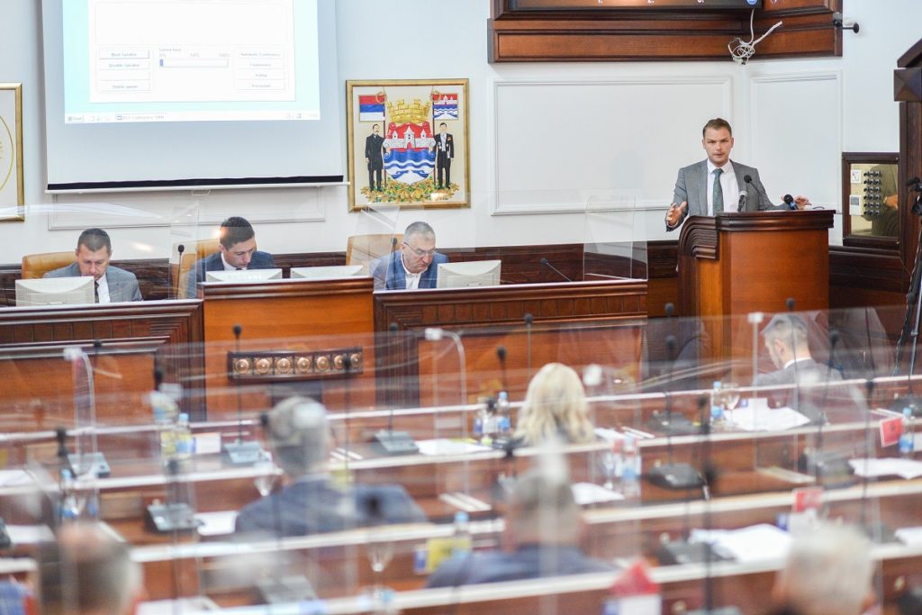 STANIVUKOVIĆ NAJAVIO NAJVEĆU INVESTICIJU: Deset miliona KM za toplovodnu distributivnu mrežu