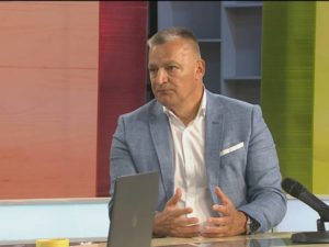 ČELNIK UNIVERZITETA U BANJALUCI DOBIO NAGRADU U SAD: Međunarodno naučno dostignuće Škrbića u oblasti kardiovaskularne medicine