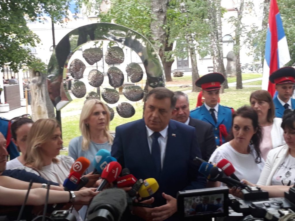 DODIK UPOZORAVA NA PODLU AKCIJU SARAJEVA: Muslimani u BiH pokušavaju da iskoriste ukrajinsku krizu za svoje ciljeve
