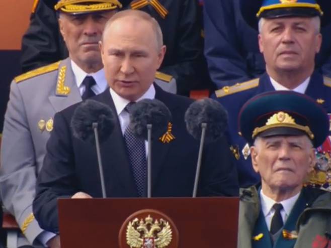 RUSIJA SE BORI PROTIV NEONACISTA: Vladimir Putin se obratio na Paradi pobjede