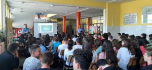 RODITELJI OSNOVACA ZBUNJENI: Pojedine škole u Banjaluci naplaćuju produženi boravak